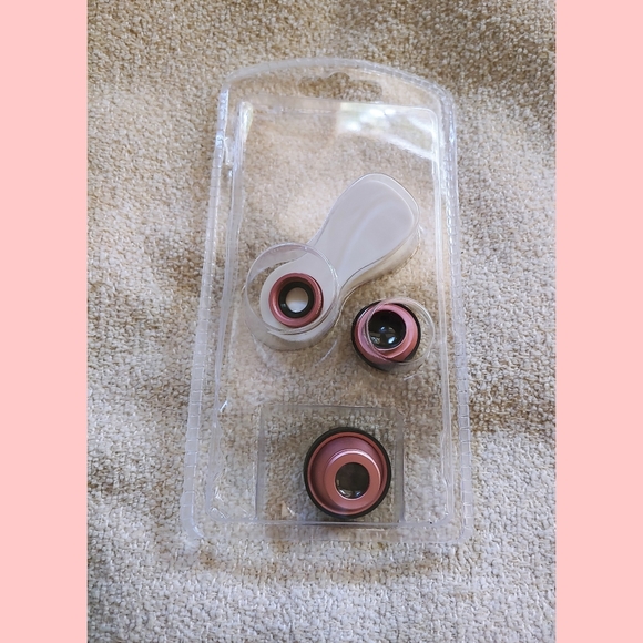 🦋Clip on Macro Lenses for Phone - Picture 2 of 7